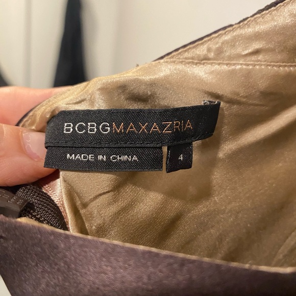 BCBG Maxazria Dress Size 4 - Picture 4 of 4